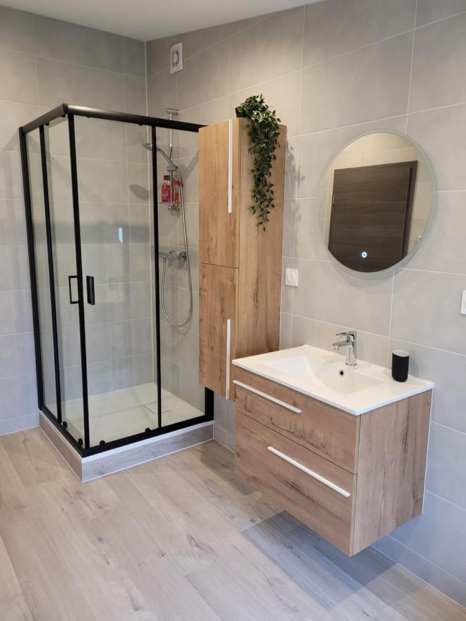 Il Vialetto , Appartement Milano , Spacieux, Tout Confort, Au Calme Jeumont Exterior photo